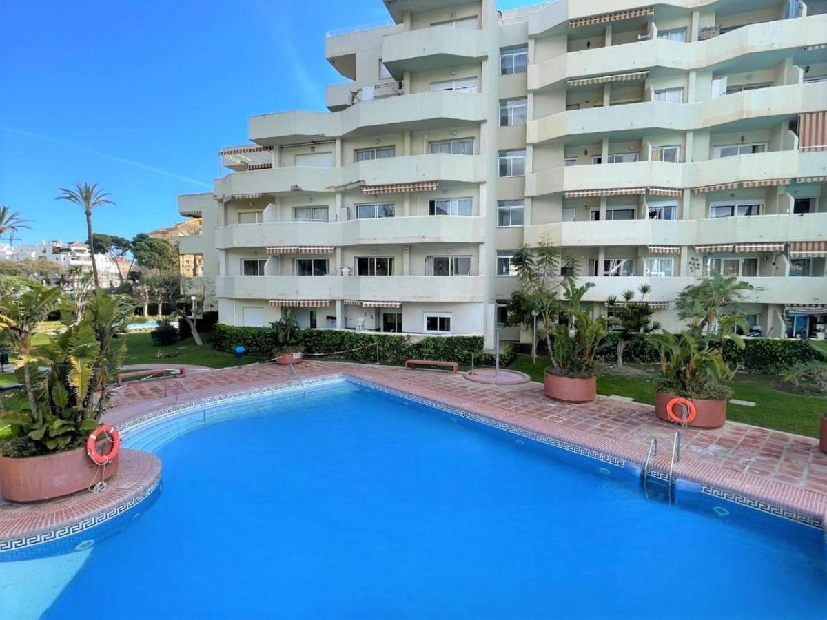 Belvilla By Oyo Apartment In Benalma¡Dena Benalmadena Luaran gambar